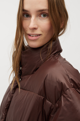 getragene warme puffer jacke von mbym in braun im youmee.market bern