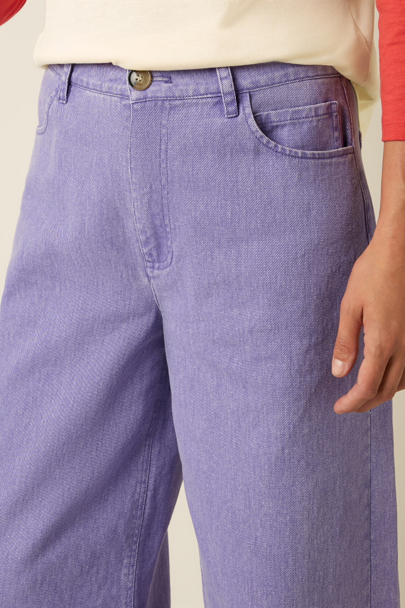High-Waist und weit geschnittene Jeans in Lila von King Louie im Youmee.market Bern
