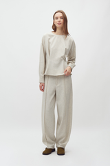 Ballonhose von Frau getragen in creme von MbyM im youmee.market in Bern