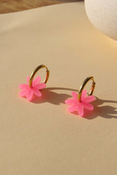 Ohrschmuck Margarite Hoops Neonpink