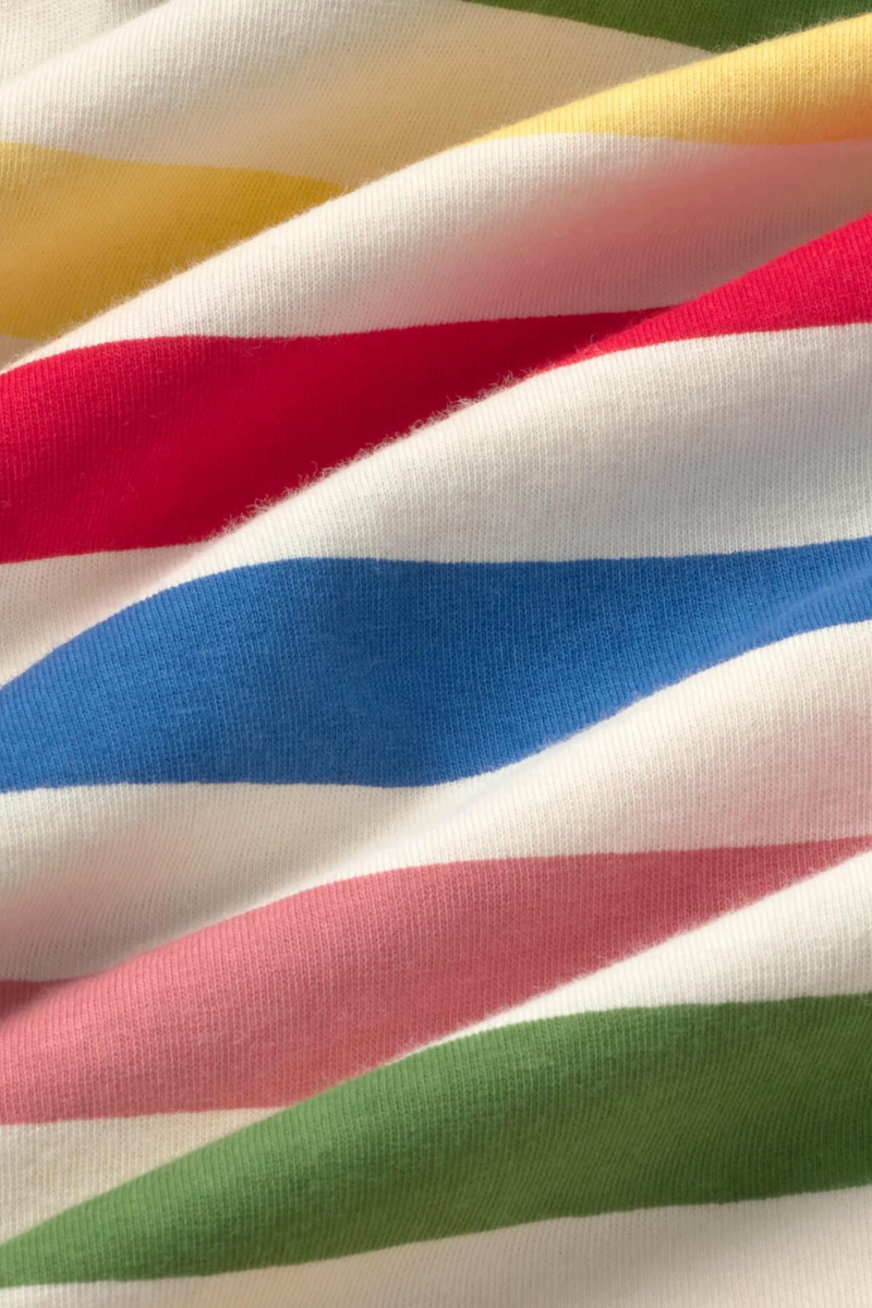 Thinking MU T-Shirt mit buntem Streifenmuster auf hellem Grund, Bio-Baumwolle, erhältlich bei Youmee.market Bern