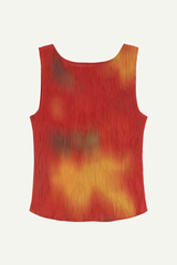 Thinking MU Top Dora mit plissierter Struktur und rot-gelbem Farbverlauf, recyceltes Material, erhältlich bei Youmee.market Bern