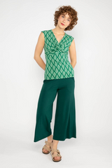 Top Savanna Knot Happy Summer Vibes