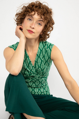 Top Savanna Knot Happy Summer Vibes