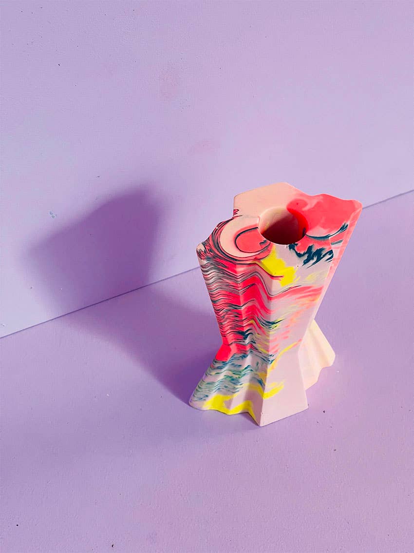 Jesmonit Kerzenständer in Korallenrot von Misshandled im Youmee.market Bern