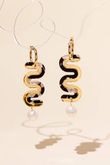 Vea Ohrstecker Black and White