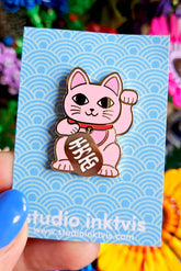 Pin Maneki Neko