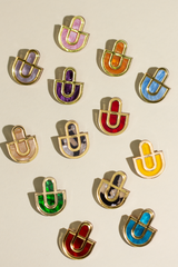 Devin No.2 Ohrstecker in Violettgold