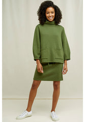 Jane Quilted Top Khaki von People Tree