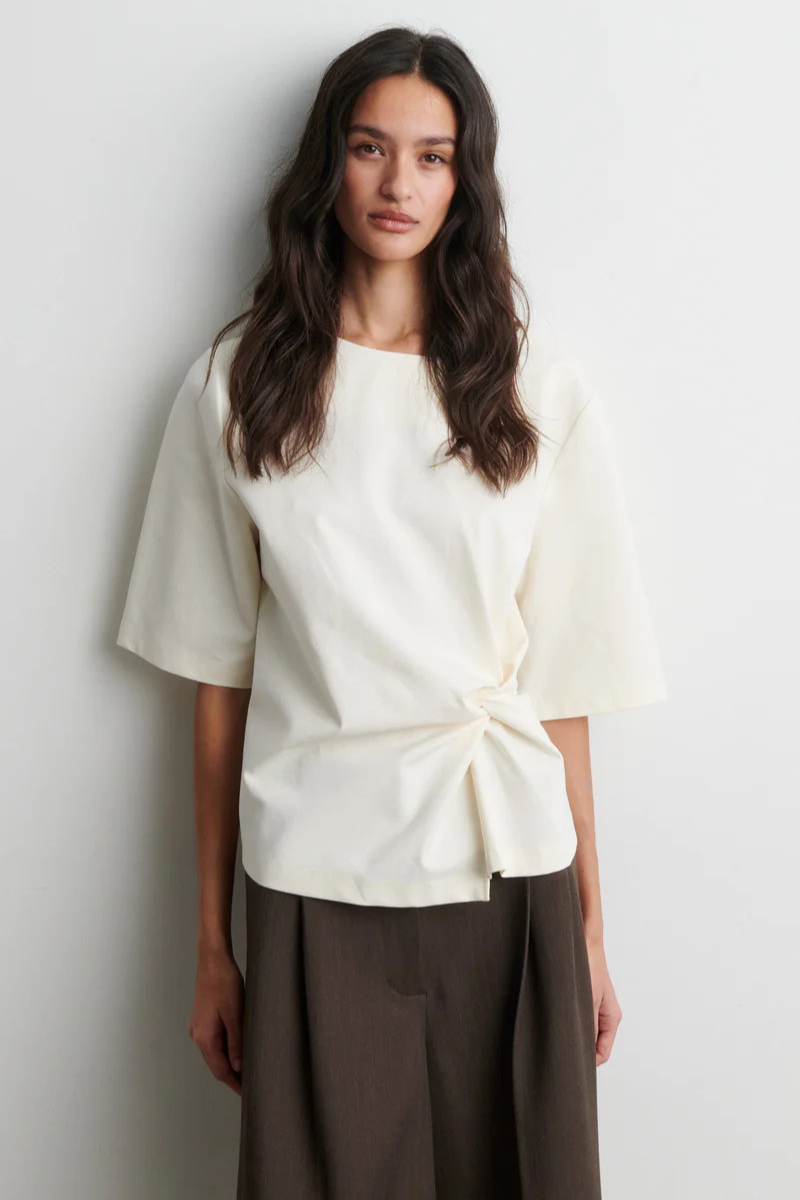 Top Arkai Drape Eggnog