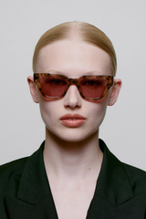 Sonnenbrille Kaws Coquina