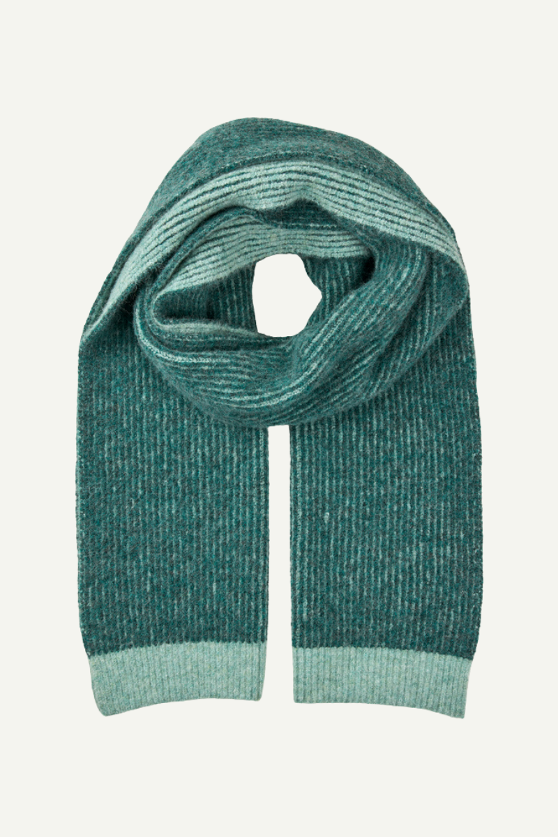 Schal gestrickt in grün von mbyM im youmee.market in Bern