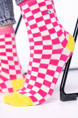 karierte socken pink weiss gelb
