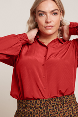 ONIX Boutique Bern youmee.market King Louie Bluse Carina Sista Terra Red Satinbuse rot