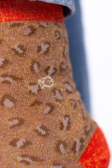 socken mit leoparden muster braun und orange