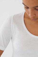 T-Shirt Organic Cotton V-Neck Weiss
